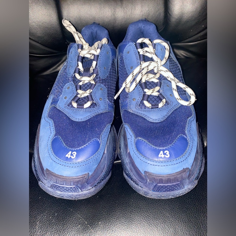 Men’s Navy Balenciaga Triple S Clear Sole